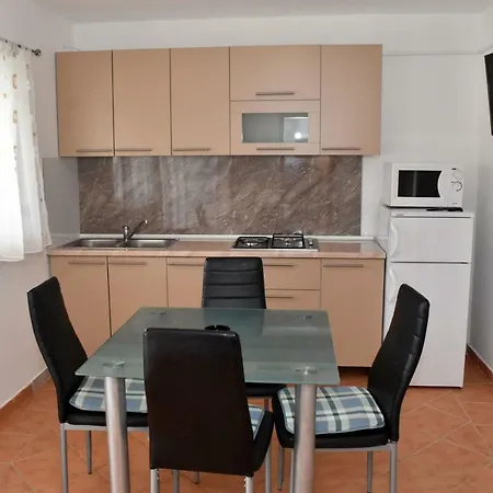 Apartment Renzzo *