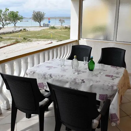 Renzzo Apartment